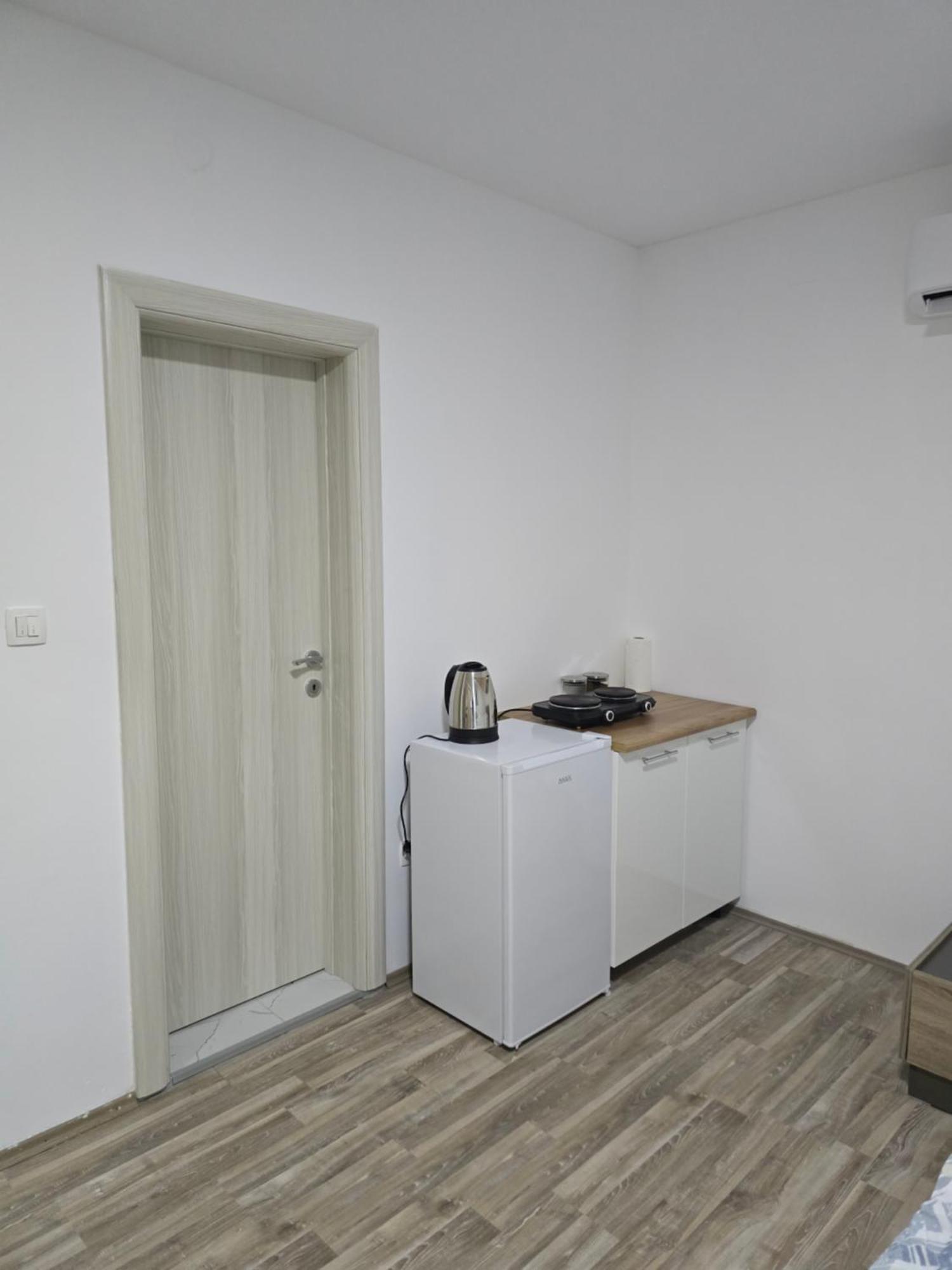 Apartman Tolosi Podgoriçe Dış mekan fotoğraf