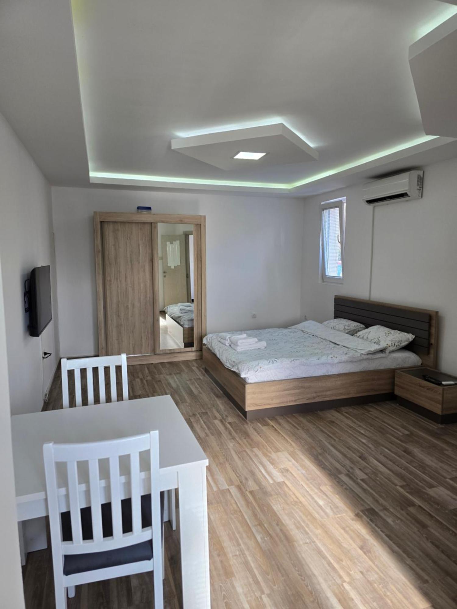 Apartman Tolosi Podgoriçe Dış mekan fotoğraf