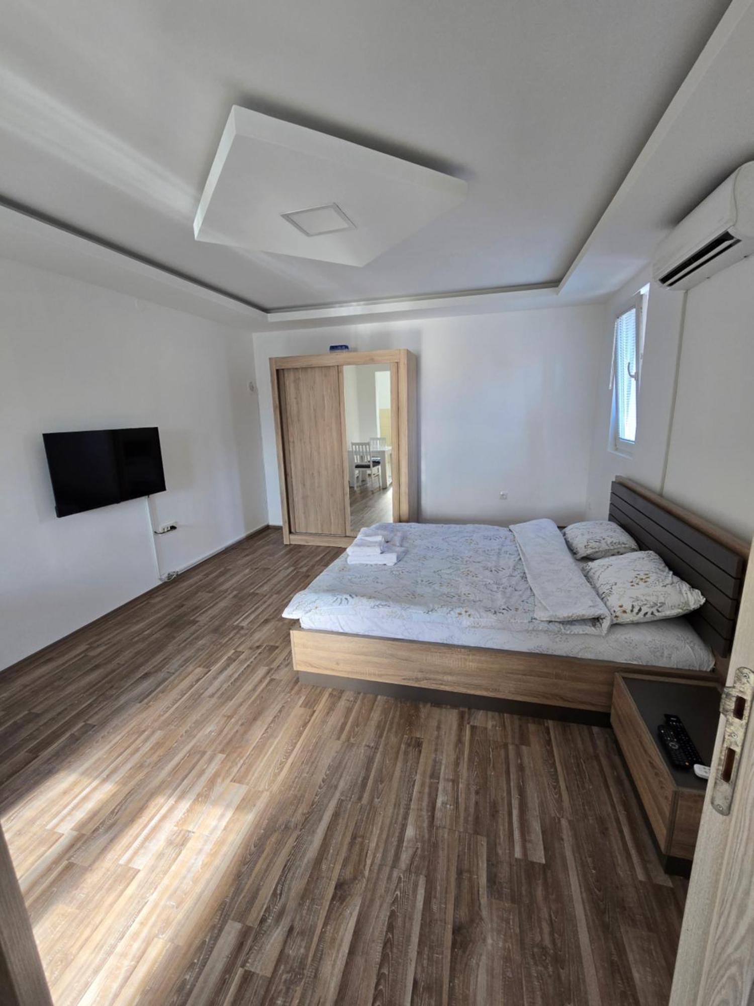 Apartman Tolosi Podgoriçe Dış mekan fotoğraf